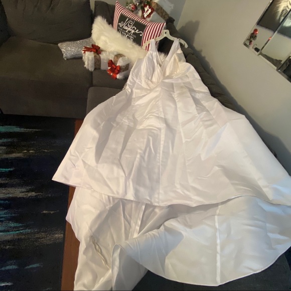 Plus size wedding dress - Picture 5 of 13